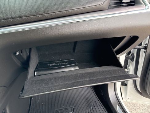 Used 2018 Cadillac XT5 Luxury w/ Driver Awareness Package image 25