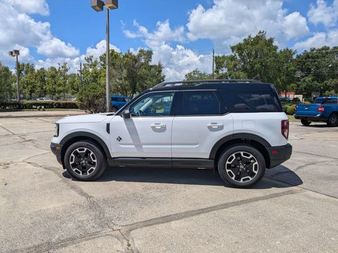 Used 2024 Ford Bronco Sport Outer Banks w/ Tech Package AWD/4WD image 7