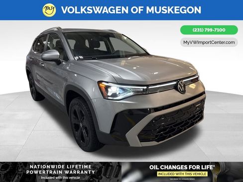 New 2026 Volkswagen Taos SEL image 1