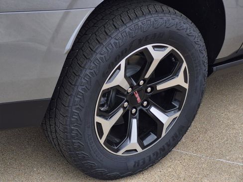 New 2026 GMC Yukon XL AT4 w/ AT4 Premium Plus Package image 5