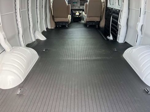 New 2025 GMC Savana 2500 Extended w/ Driver Convenience Package image 13