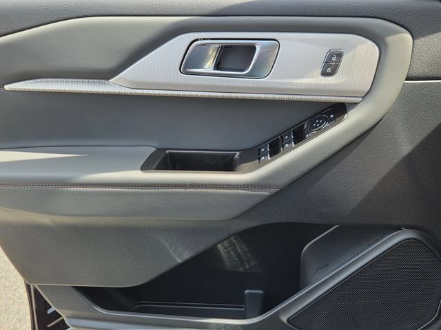 New 2026 Ford Explorer Active w/ Active Comfort Package RWD image 50