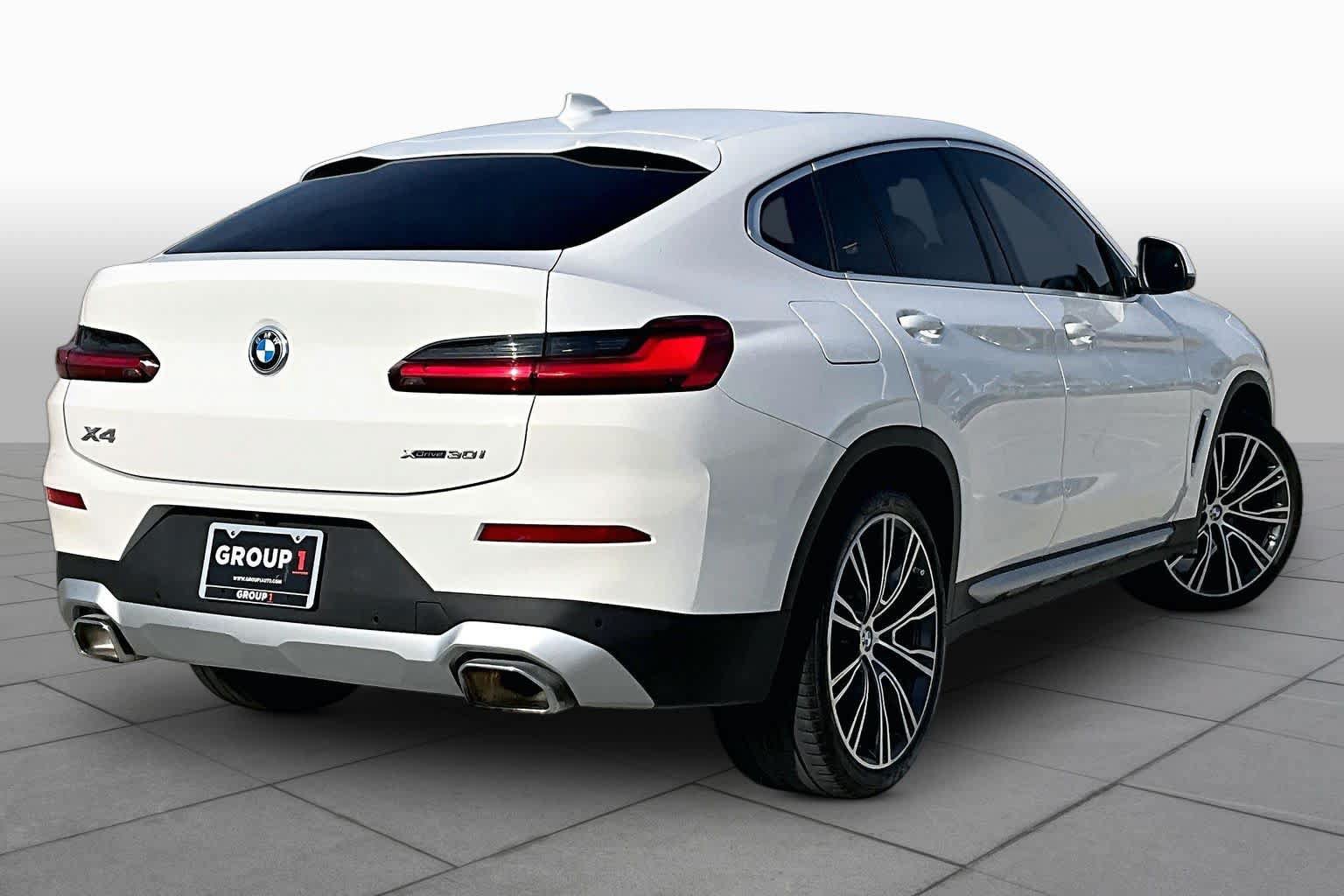 Used 2024 BMW X4 xDrive30i w/ Premium Package AWD/4WD image 12