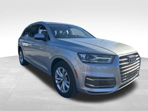 Used 2018 Audi Q7 3.0T Premium Plus image 9