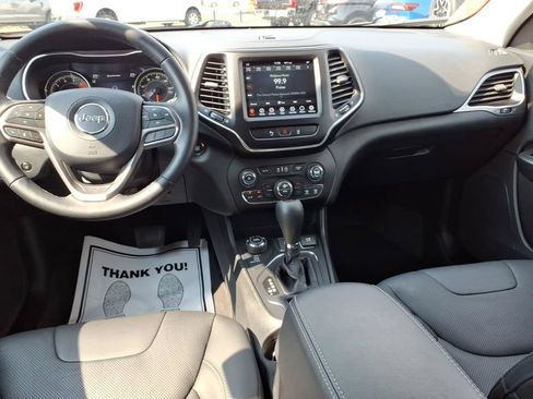 Used 2021 Jeep Cherokee Latitude Lux w/ Comfort/Convenience Group AWD/4WD image 11