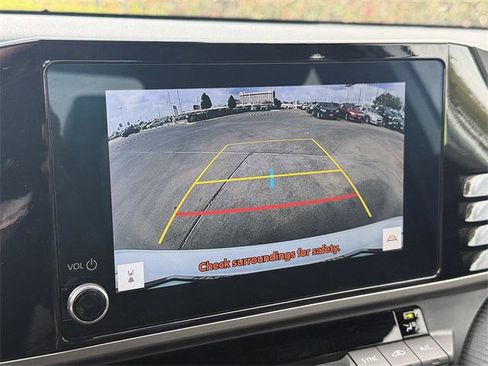 Certified 2025 Toyota Camry SE image 17