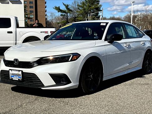Used 2023 Honda Civic Sport image 1