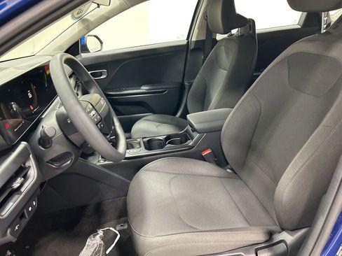 New 2026 Kia K4 LXS image 9