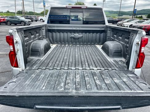 Used 2020 Chevrolet Silverado 1500 RST AWD/4WD image 25