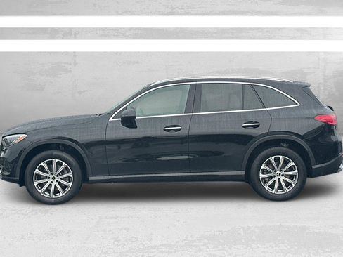 Certified 2025 Mercedes-Benz GLC 300 4MATIC image 7