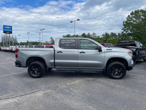 Used 2024 Chevrolet Silverado 1500 Custom Trail Boss w/ LPO, Dark Essentials Package AWD/4WD image 10