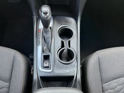 Used 2020 Chevrolet Equinox LT FWD image 17
