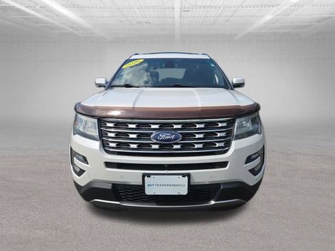 Used 2016 Ford Explorer Limited w/ Equipment Group 303A AWD/4WD image 2