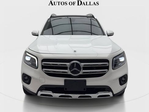 Used 2022 Mercedes-Benz GLB 250 4MATIC w/ Premium Package Lite image 3