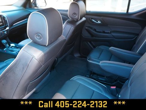 Used 2023 Chevrolet Traverse Premier AWD/4WD image 29