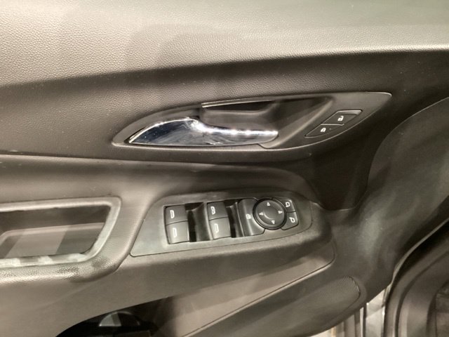 Used 2021 Chevrolet Equinox LT FWD image 25