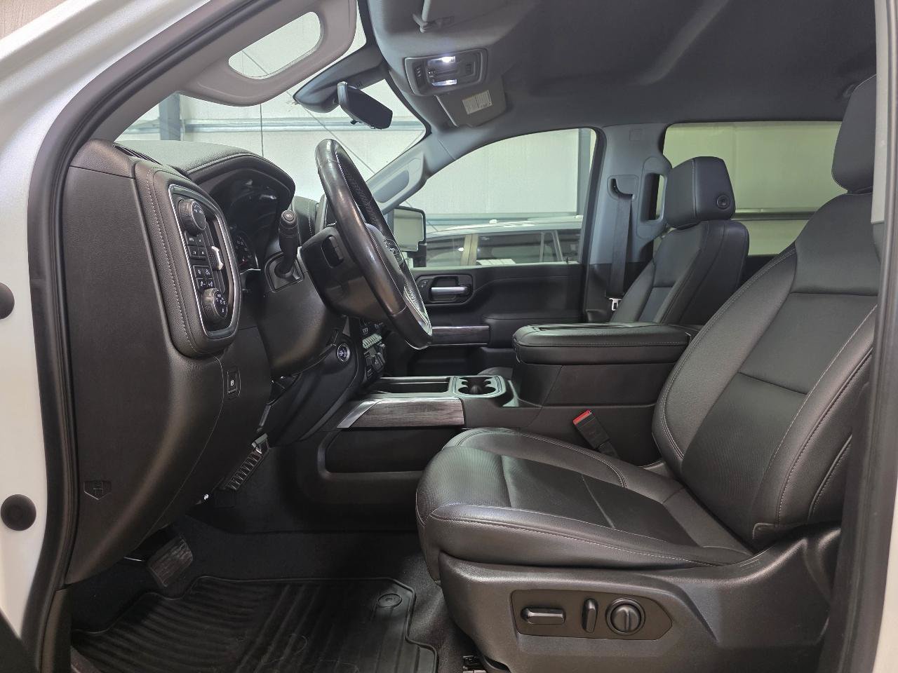 Used 2021 Chevrolet Silverado 2500 LTZ w/ LTZ Plus Package AWD/4WD image 13