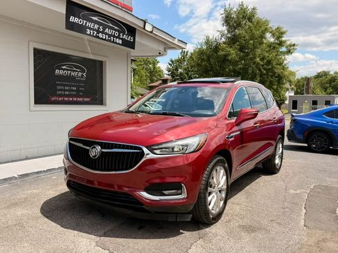 Used 2018 Buick Enclave Premium w/ Experience Buick Package AWD/4WD image 3