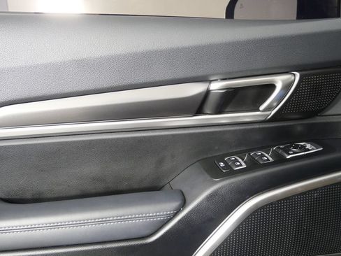 Used 2024 Kia Telluride S w/ S Sunroof Package AWD/4WD image 9