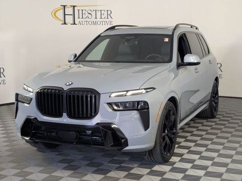 Used 2024 BMW X7 xDrive40i w/ M Sport Package image 4