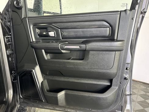 Used 2024 RAM 2500 Limited AWD/4WD image 40