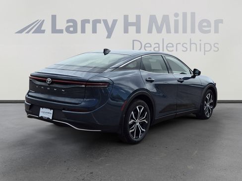 Certified 2026 Toyota Crown XLE image 6