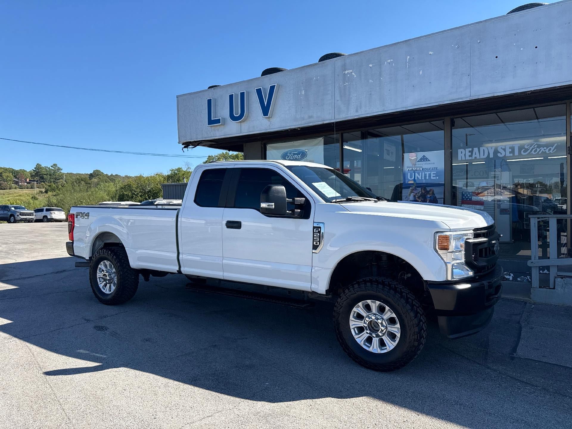 Used 2020 Ford F250 XL w/ Power Equipment Group AWD/4WD image 1