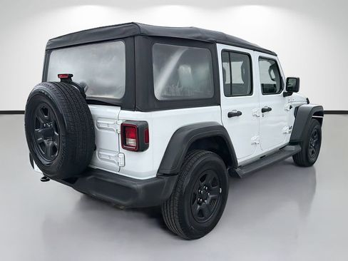 Used 2019 Jeep Wrangler Unlimited Sport AWD/4WD image 3