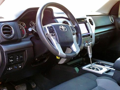 Used 2014 Toyota Tundra SR5 w/ SR5 Upgrade Package AWD/4WD image 25