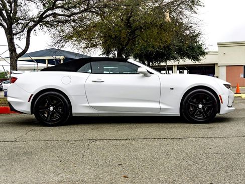 Used 2023 Chevrolet Camaro LT image 4