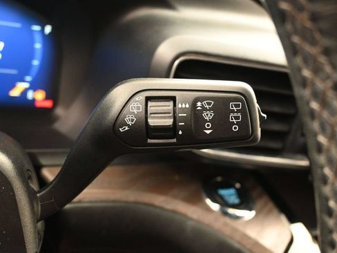 Used 2022 Ford Explorer Platinum AWD/4WD image 19