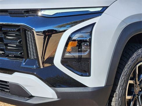 New 2026 Chevrolet Equinox ACTIV w/ Convenience Package III image 6