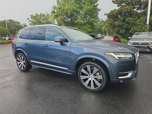 Used 2024 Volvo XC90 B5 Plus w/ Protection Package Premier AWD/4WD image 1