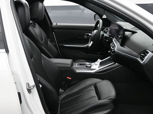 Used 2024 BMW 330i xDrive Sedan w/ Convenience Package image 33