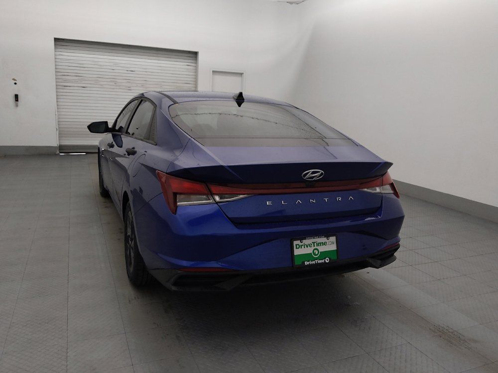 Used 2021 Hyundai Elantra SEL FWD image 5