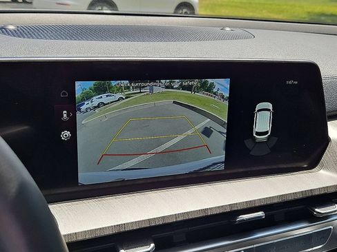 Used 2024 Kia Telluride EX w/ EX Captain's Chair Package AWD/4WD image 17