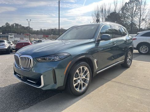 Used 2026 BMW X5 xDrive50e w/ Executive Package image 4