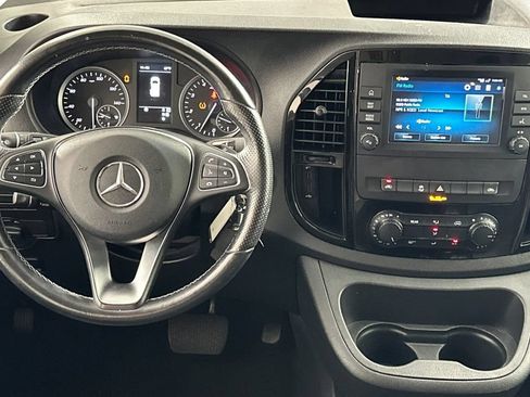 Used 2021 Mercedes-Benz Metris Passenger image 17
