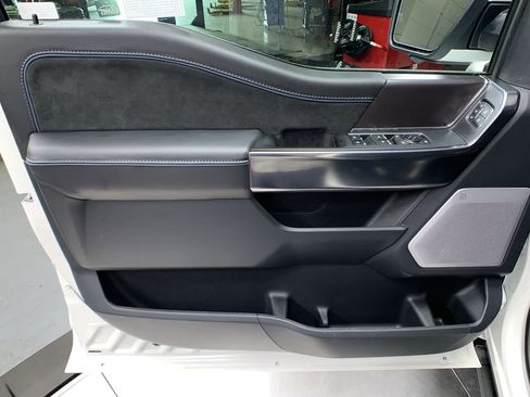 New 2025 Ford F150 Platinum w/ Equipment Group 702A High image 16