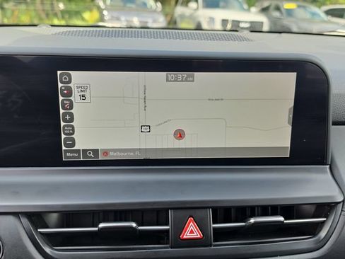 Certified 2024 Kia Seltos EX AWD/4WD image 26