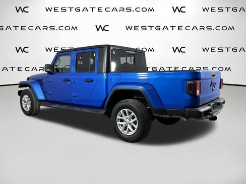 Used 2023 Jeep Gladiator Sport image 39