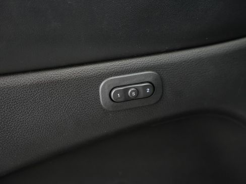 Used 2021 Jeep Grand Cherokee Limited X RWD image 42