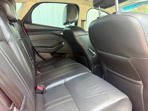 Used 2013 Ford Focus SE FWD image 15