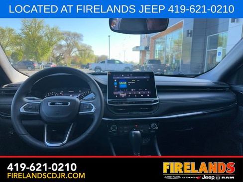 Used 2022 Jeep Compass Altitude image 15