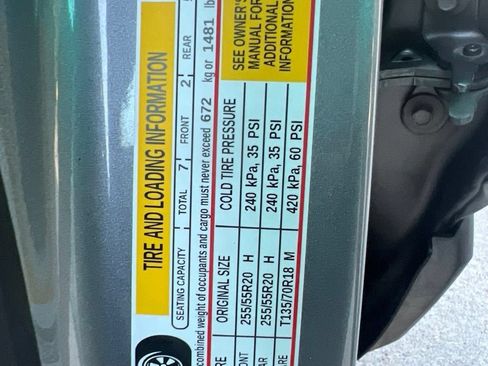 Used 2023 Chevrolet Traverse RS AWD/4WD image 32