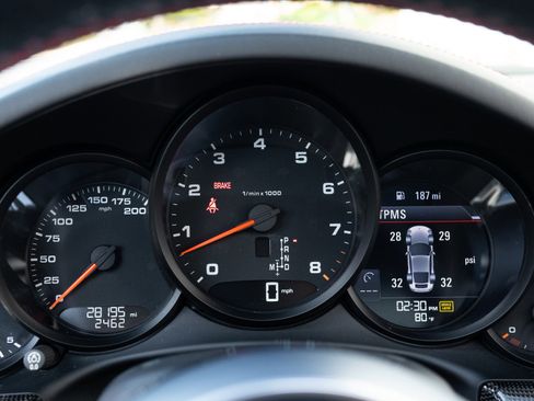 Used 2019 Porsche 911 Carrera 4 image 41