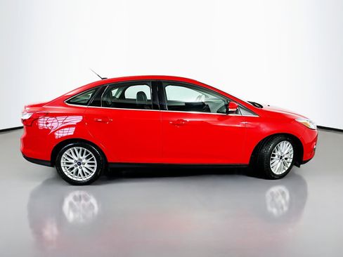 Used 2012 Ford Focus SEL image 8
