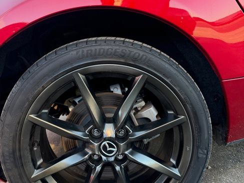 Used 2017 MAZDA MX-5 Miata Grand Touring image 21