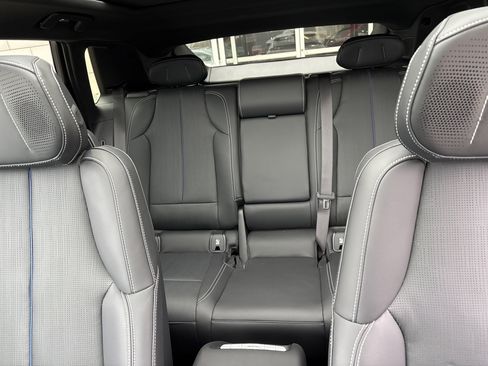 Used 2024 Cadillac Lyriq Luxury w/ LPO, Floor Liner Package image 33