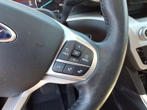 Used 2020 Ford Explorer XLT w/ Equipment Group 202A AWD/4WD image 19